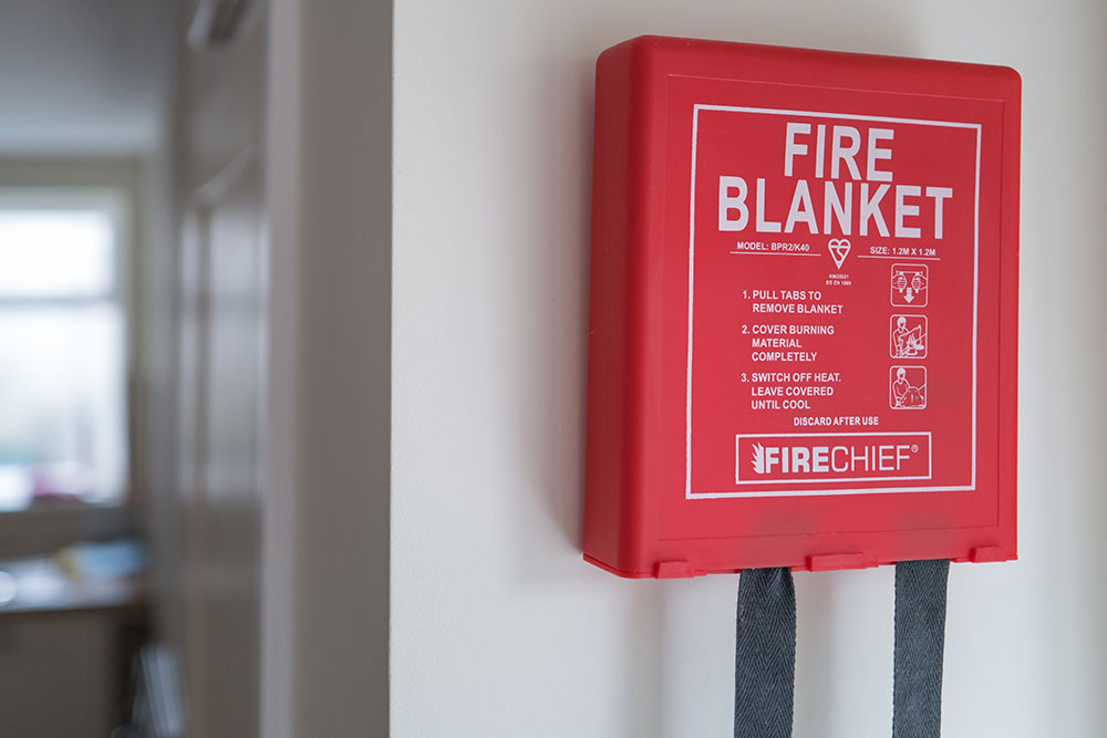 When to Use a Fire Blanket