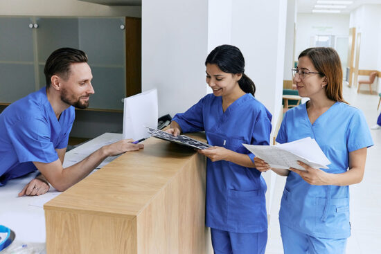 5 Essential Communication Skills for Nurses