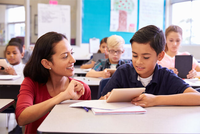 7 Strategies For Effective Communication In The Classroom