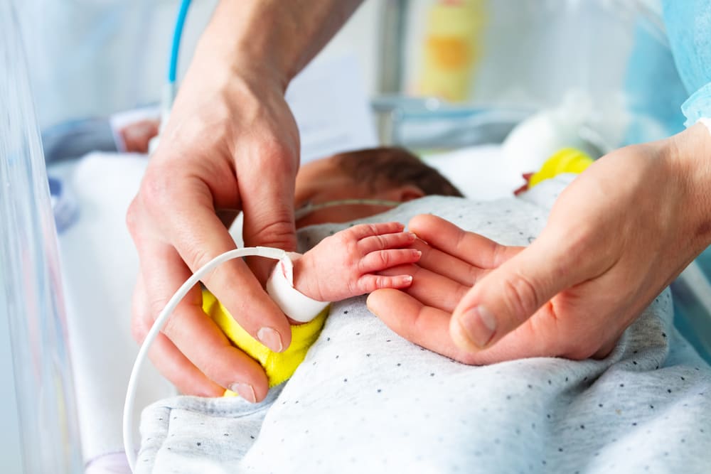 neonatal care leave and pay