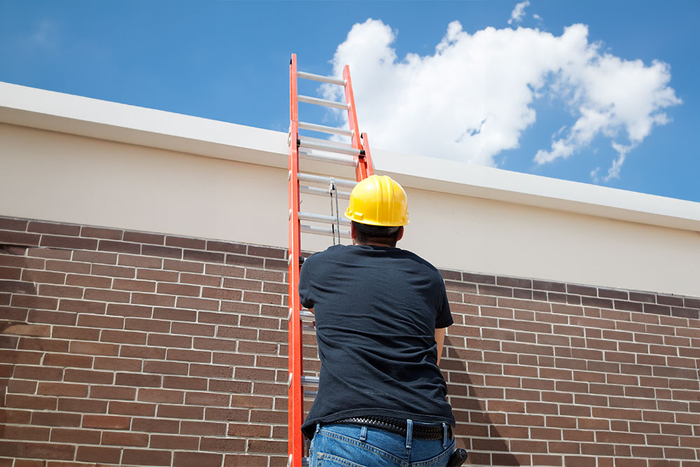 what size ladder for 2 storey house